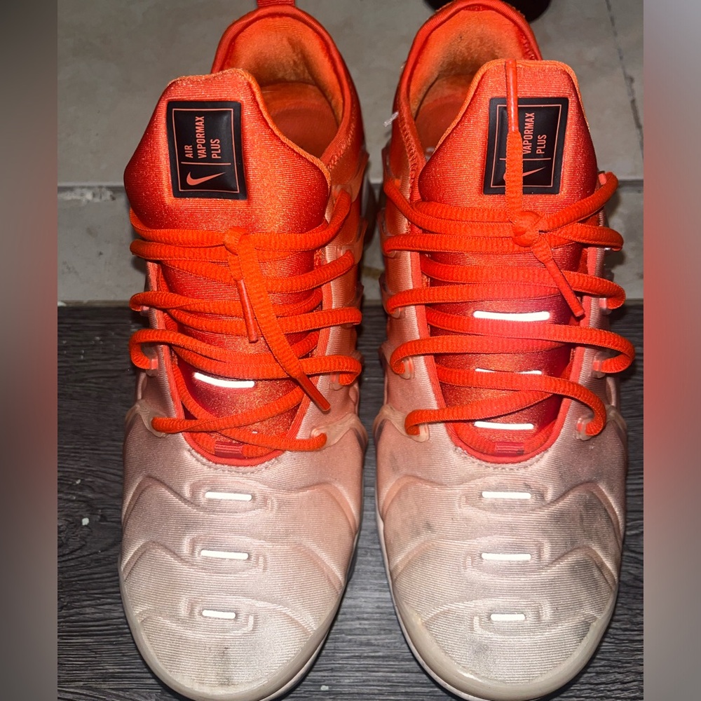 Vapor maxes Nike